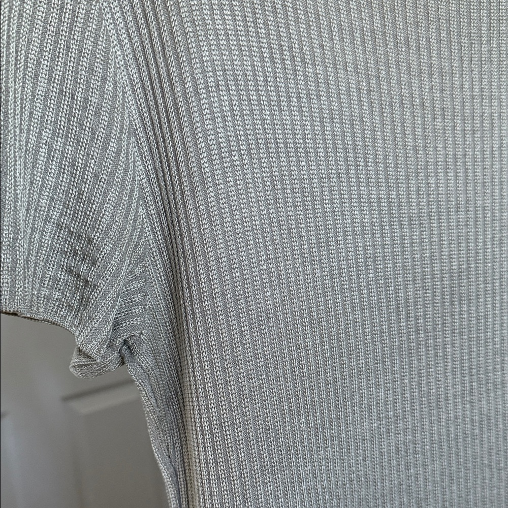 St. JOHN Ribbed WOOL Short Sleeve Top - Picture 6 of 9